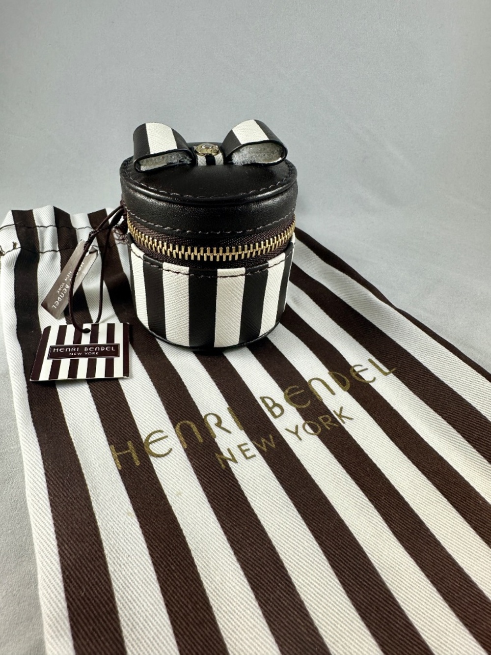 Rare NWT Henri Bendel Centennial Stripe Mini Ring Box Bow with Dust Bag